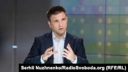 18 серпня у Львові відбулася тристороння зустріч президента України Володимира Зеленського, його турецького колеги Реджепа Таїпа Ердогана та генсекретаря ООН Антоніу Ґутерреша. 