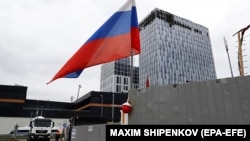 Москвадагы дрон тийип, жабыркаган имарат. 24-июль, 2023-жыл. Орусия.