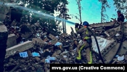 Ілюстраційне фото. Наслідки російського удару в Сумах, липень 2023 року
