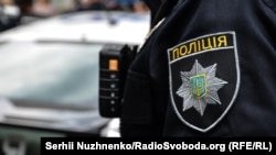 Подія набула резонансу через те, що підозрюваний у вбивстві, сам колишній співробітник правоохоронних органів, на момент події відпочивав разом із праці
