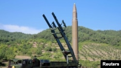 Шимолий Кореянинг қитъалараро “Hwasong-14” баллистик ракетаси
