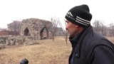 Sadə kəndlinin qoruduğu alban məbədi: Alim yaşının 1500 olduğunu deyir, nazirlik razılaşmır