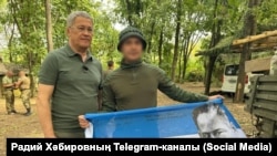 Радий Хәбиров Украинага һөҗүмдә катнашучы хәрбиләр янында. Сентябрь 2024