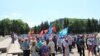 Россияликлар пенсия ëши кўтарилишига қарши намойишга чиқди (ВИДЕО)
