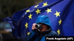 Переговори про потенційне членство Північної Македонії та Албанії в ЄС знову відклали
