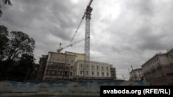 Рэканструкцыя Купалаўскага тэатру