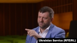 «Частина колег вагались. Останні події, мабуть, пришвидшили визначення колег», – Корнієнко