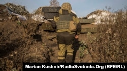 Український військовий біля Богданівки, Донецька область, вересень 2019 року