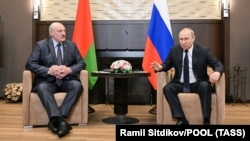 Բելառուսի և Ռուսաստանի նախագահներ Ալեքսանդր Լուկաշենկոն և Վլադիմիր Պուտինը, արխիվ: