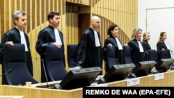 Перший кримінальний судовий процес над обвинуваченими в збитті літака рейсу MH17 почався 9 березня 2020 року в Окружному суді Гааги