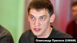 За даними Івана Федорова, окупанти вже вкотре безуспішно намагалися відновити склад боєприпасів біля аеродрому 