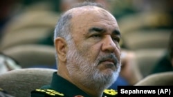 حسین سلامی می‌گوید که تحریم‌ها «موضوع جدیدی نیست».