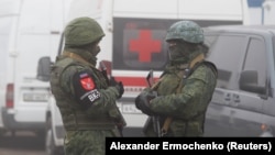 У червні СБУ повідомила, що програмою «На тебе чекають вдома» станом на початок 2020 року скористалося понад 390 осіб.