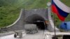 Любой российско-югоосетинский проект является взносом в политический капитал кого-то из местных игроков. Чехарда проектов и предложений сбивает с толку – все труднее отделить тренды от пиара
